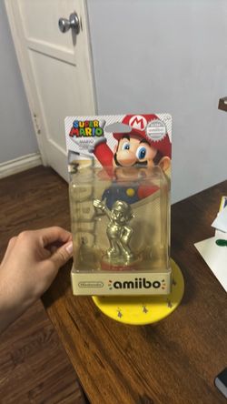 Silver Mario amiibo