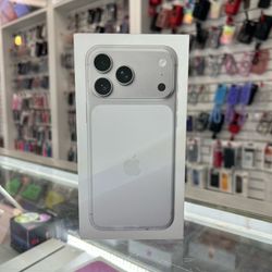 Iphone 17 pro max for Cricket only