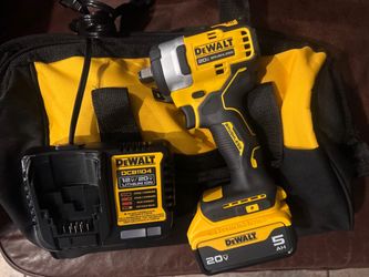 Dewalt Impact wrench 1/2 in 20v max new