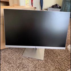 HP E27q G4 27" QHD IPS Monitor - 2560x1440 Adjustable Screen Almost New