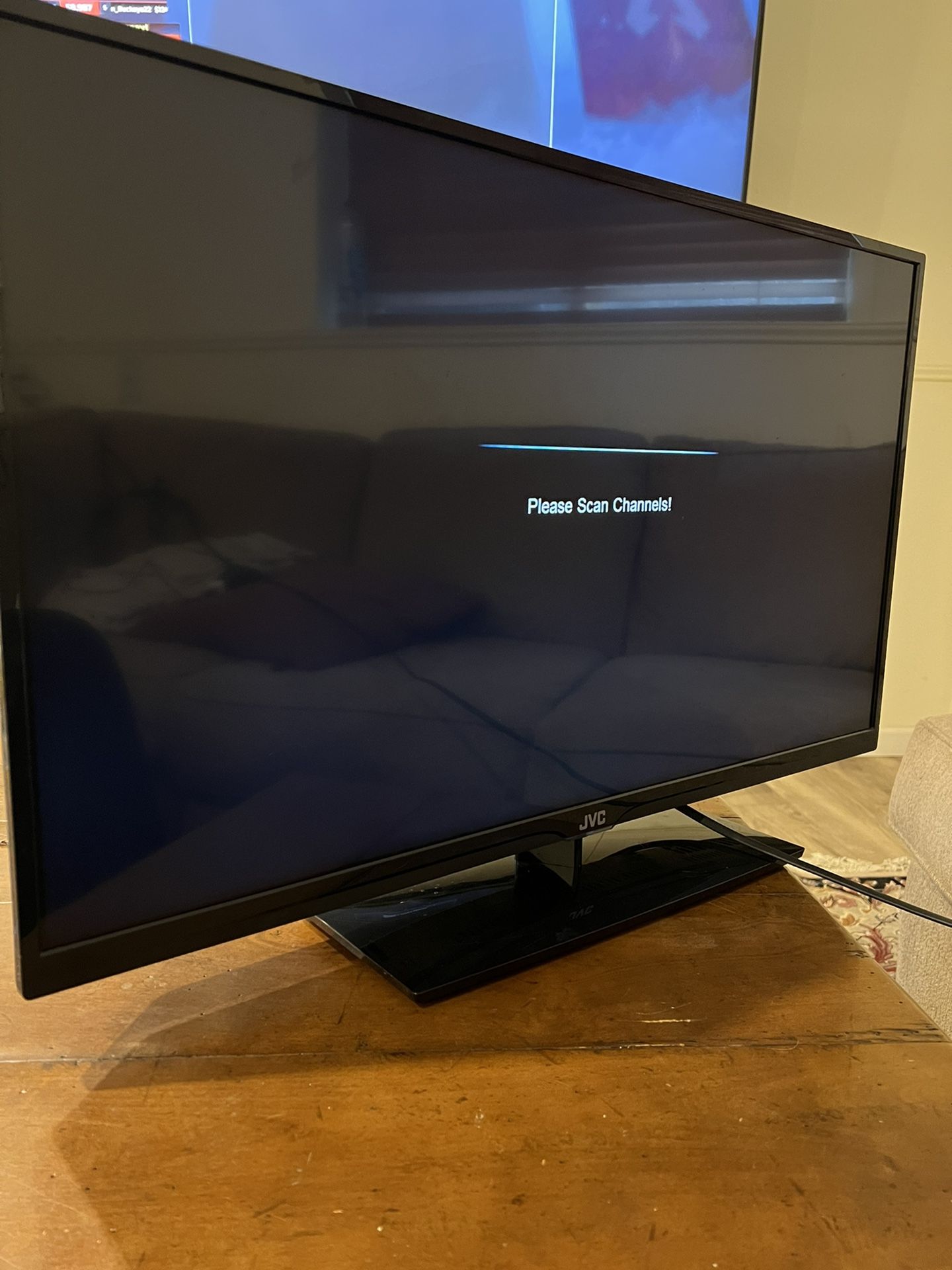 32 Inch JVC TV