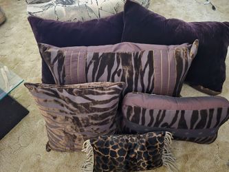 6 Pillows