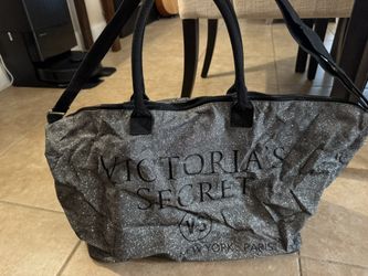 Victorias Secret Limited Edition Silver Glitter Duffle Bag