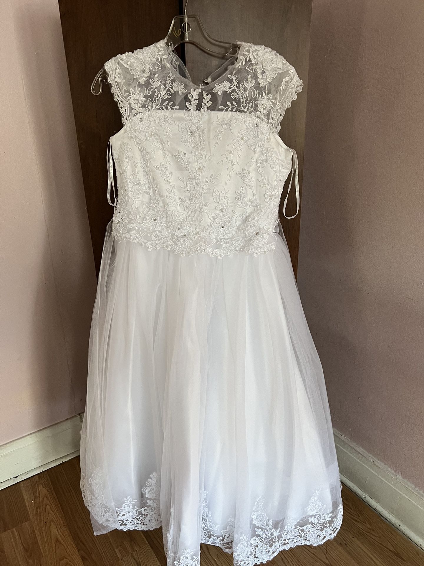 First Communion Elegant White Lace Dress Size 14