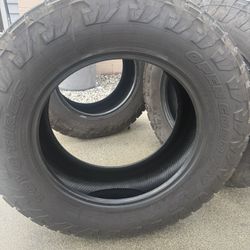 2023 Silverado Trail boss Lift Kit And Tires 