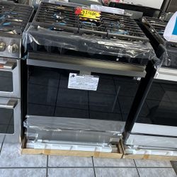 30’ Inches SAMSUNG SLIDE BESPOKE GAS STOVE STAINLESS STEEL BRAND NEW!!! 5 Burners With Grilled!!! Air Fryer!!!convection Oven!!!