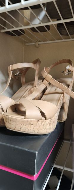 Beige wedges sand stone
