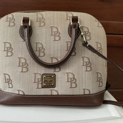 Dooney & Bourke Bag - $40