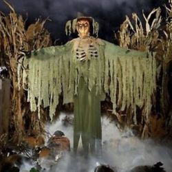 SCARECROW ANIMOTRONIC