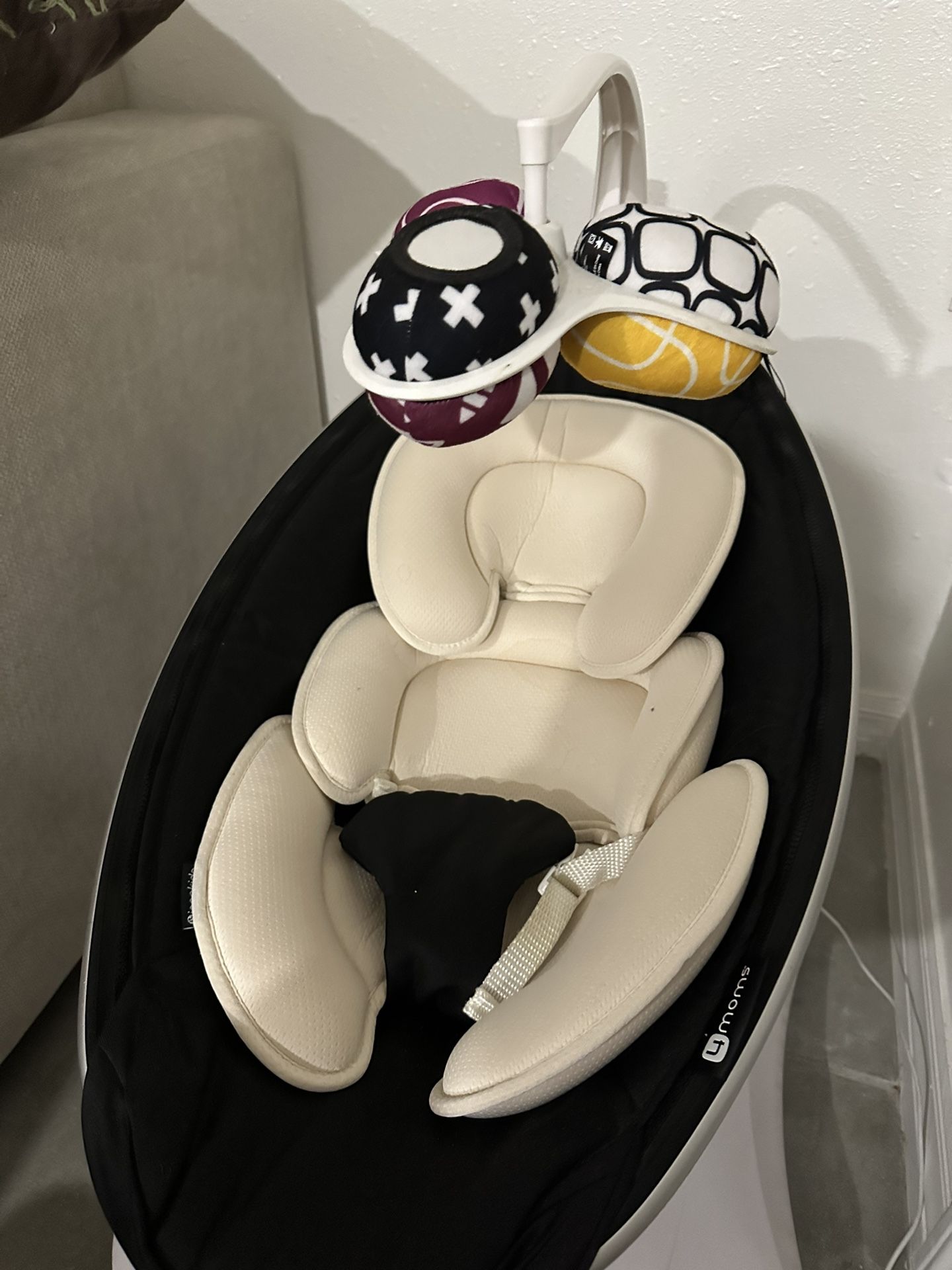 4moms MamaRoo Swing