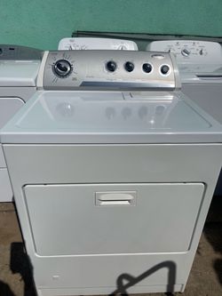Whirlpool gas Dryer White Front Load