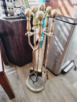 Elegant Brass/Gold Fireplace Tool Set