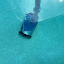Professional Pool Cleaner- Zodiac MX 6- Moving Must sell! 