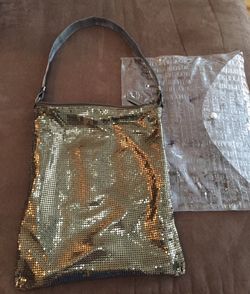 Authentic vintage Whitining and Davis purse