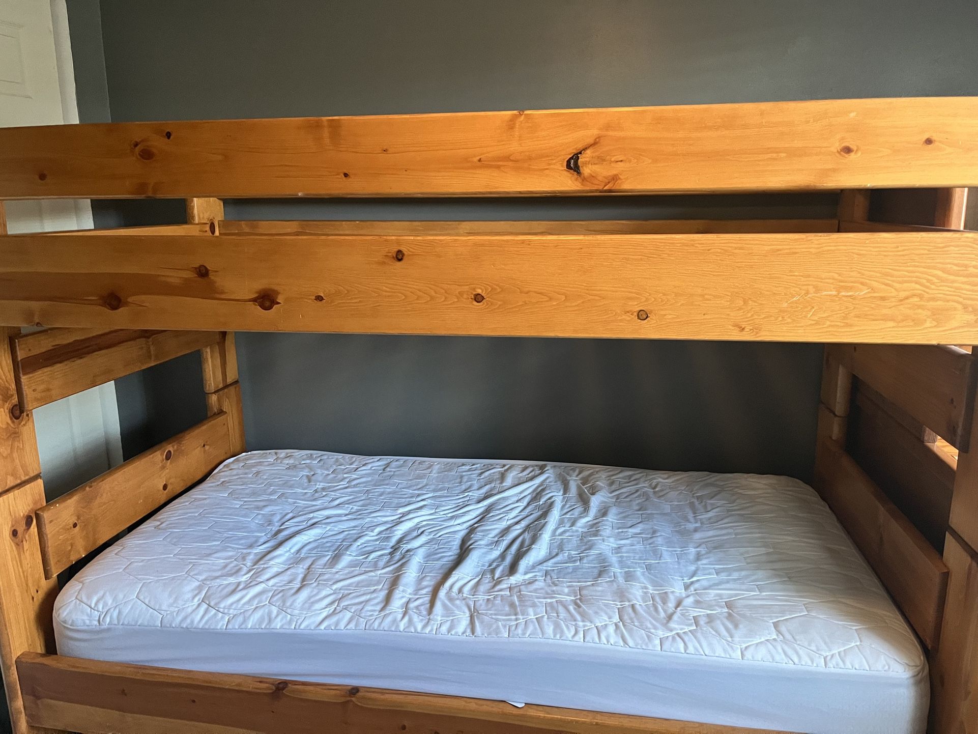 Twin Bunk Bed