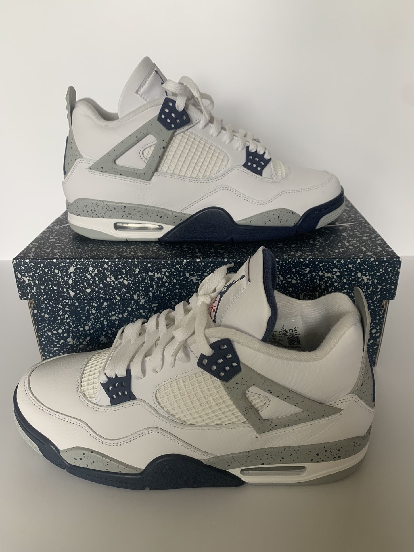 AIR JORDAN 4 Retro ‘Midnight Navy’ Men’s Size 10.5