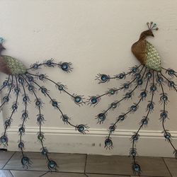 🦚 Pair of Peacock Wall Décor – Metal Art 🦚