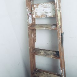 Wood  Ladders 