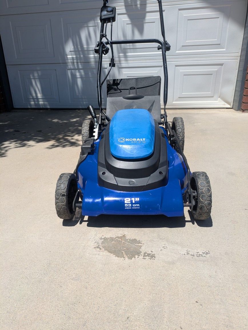 Kobalt Electric ( Plug In) 21"