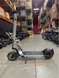 Electric scooter