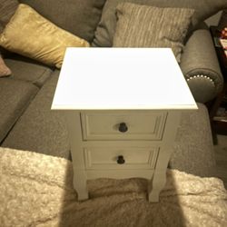 Small Dresser 