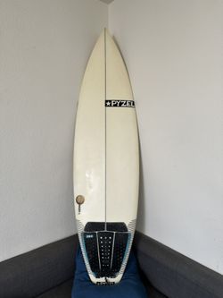 Pyzel Voyager Surfboard - 5’9
