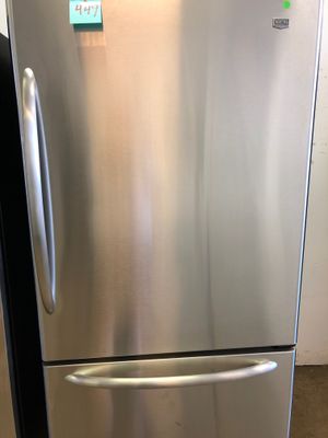 Photo ON SALE! Maytag Refrigerator Fridge 33in Wide Bottom Freezer #716