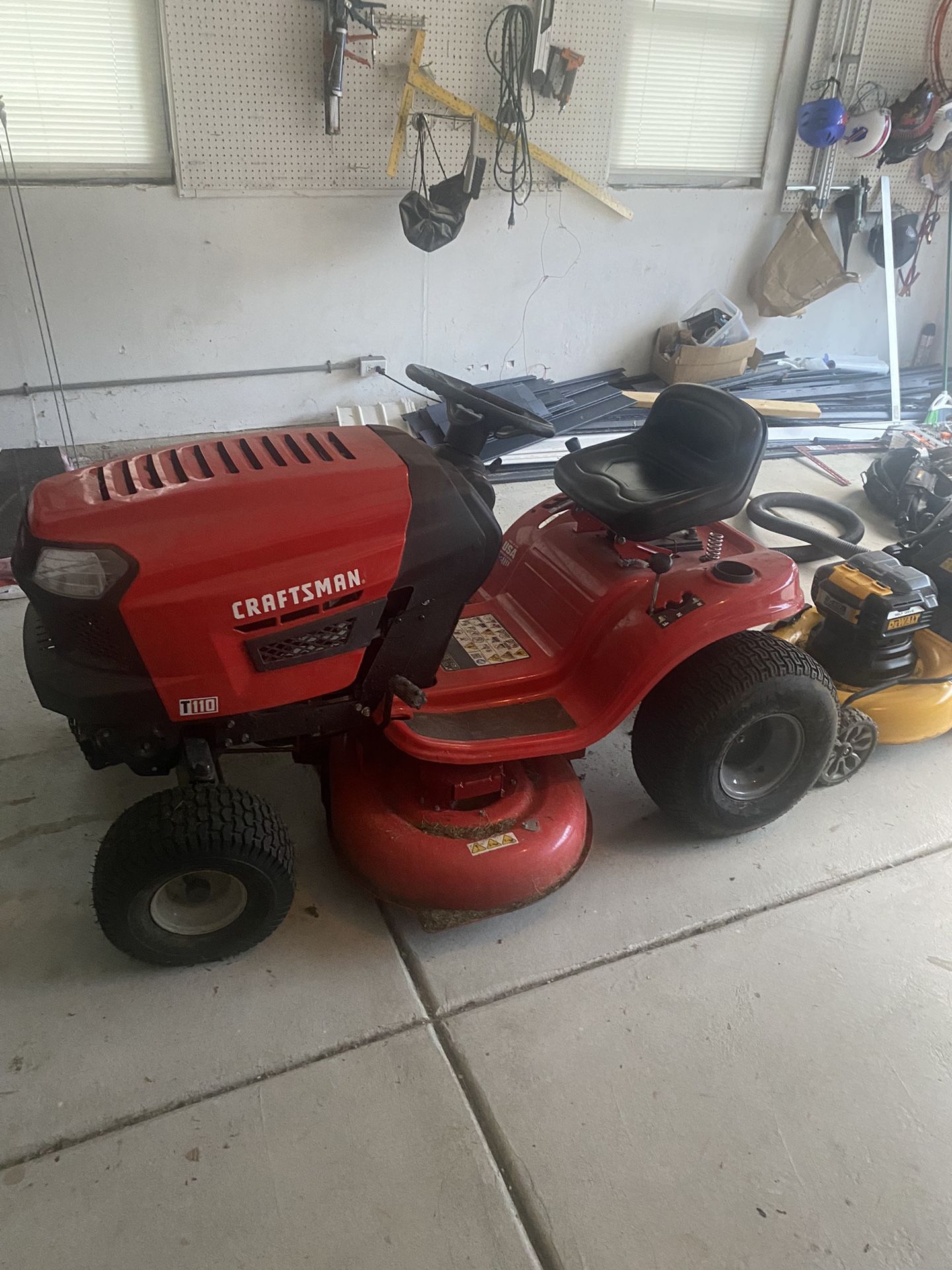 Ride On Lawn Mower