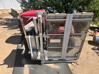 Wheelchair lift