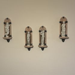 4 Hanging Wall Statues 