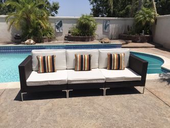 OUTDOOR PATIO FURNITURE LOVE SEAT OR SOFA