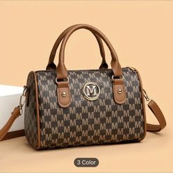 Perfect Lily Elegant Houndstooth Synthetic Faux Leather Shoulder Bag with Golden "M" Logo, Detachable Strap, and Zipper Closure - Lightweight Crossbod