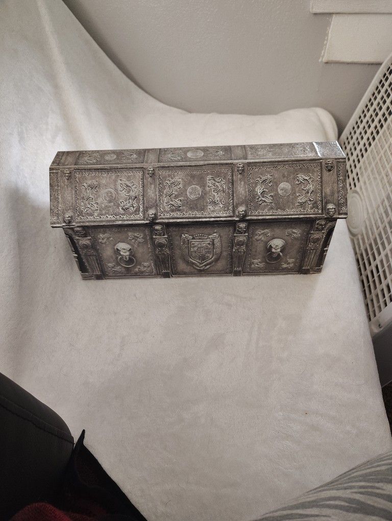 Nosferatu 2024 Popcorn Bucket Coffin ⚰️