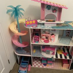 LoL Doll House 