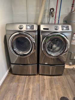 Washer and dryer set