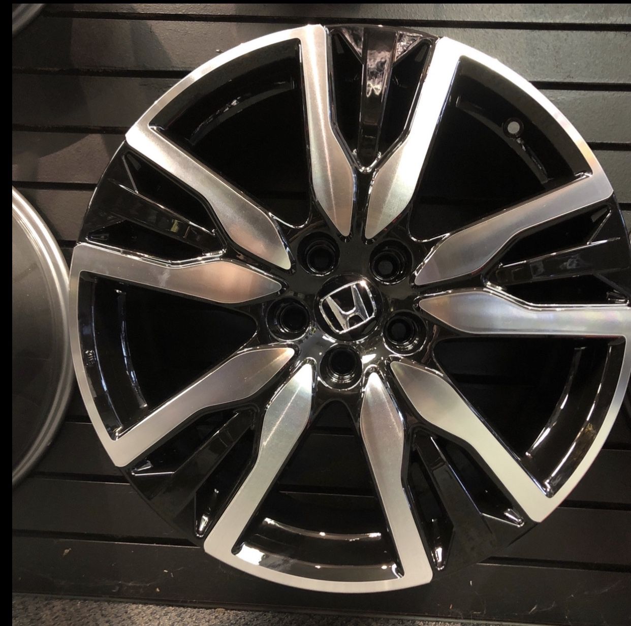 20 inch 5x114 Wheel (only 50 down payment / no credit needed )