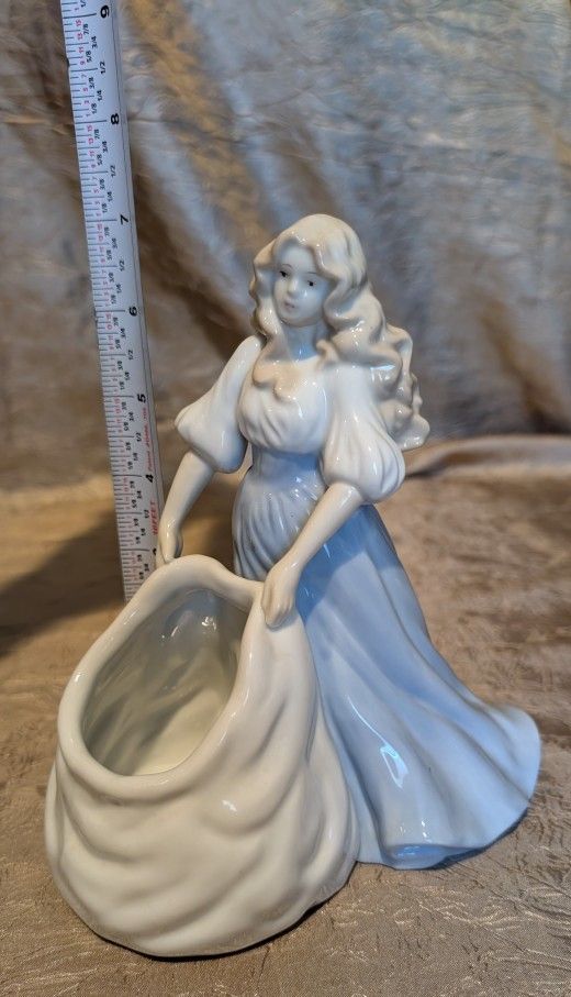 House Of Lloyd Maiden