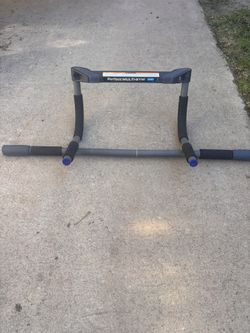 Pull Up Bar