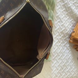 Louis Vuitton Speedy Bag