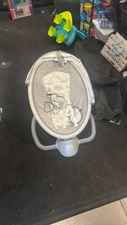Baby swing