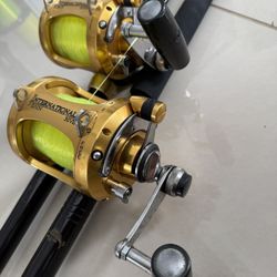 2 - PENN INTERNATIONAL TUNA SPECIAL RODS & 30VSW REELS