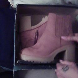 2 Pairs Of Women's Shoes