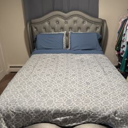 Bed Frame/ Mattress / Box spring
