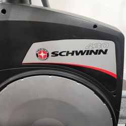 Schwinn 430 Elliptical 