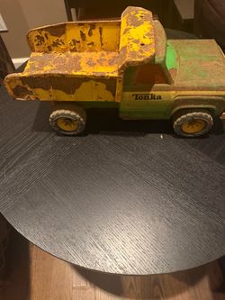 Vintage Tonka Metal Dump Truck