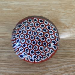 Vintage Paperweight 3.5”D Mint Condition