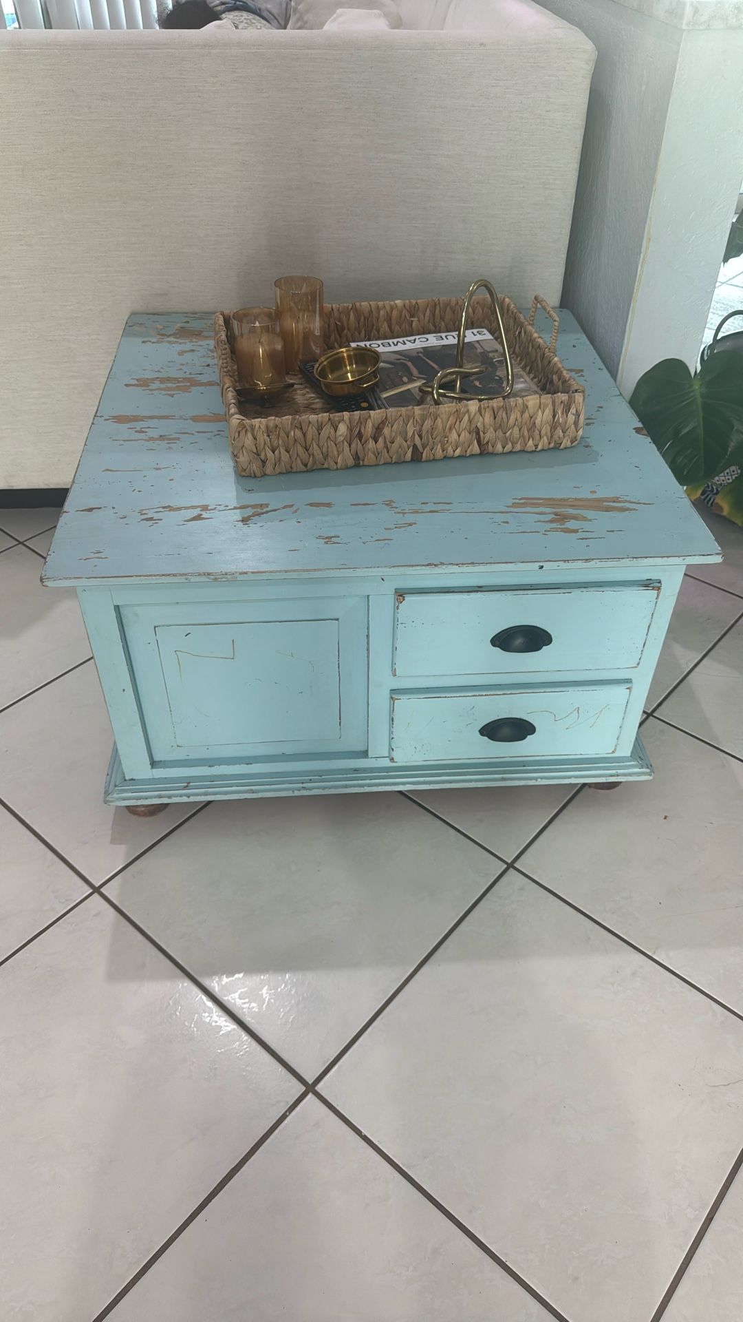 Free Coffee Table