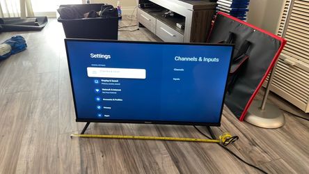 Hisense 28” TV