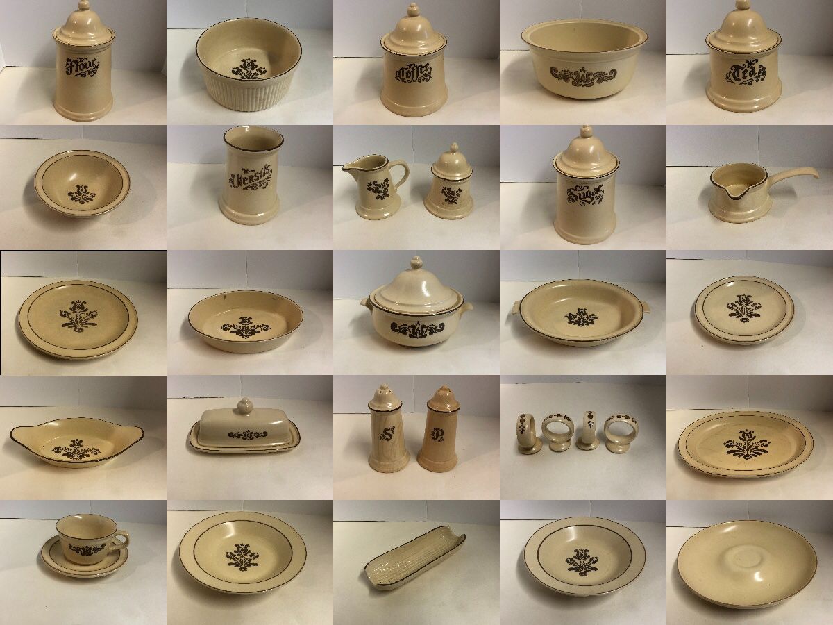 Pfaltzgraff Village Stoneware, Made in USA, ‘70’s, Vintage, Collectible, All 135 Pieces for $100