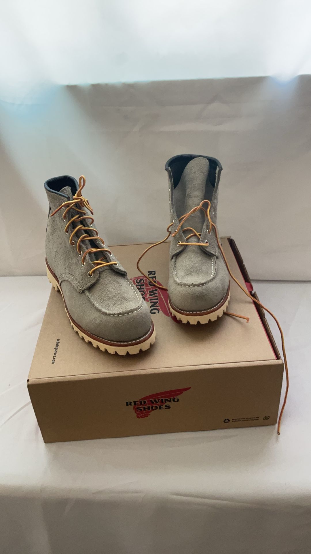 Red Wing Men’s Boots Size 9 New 